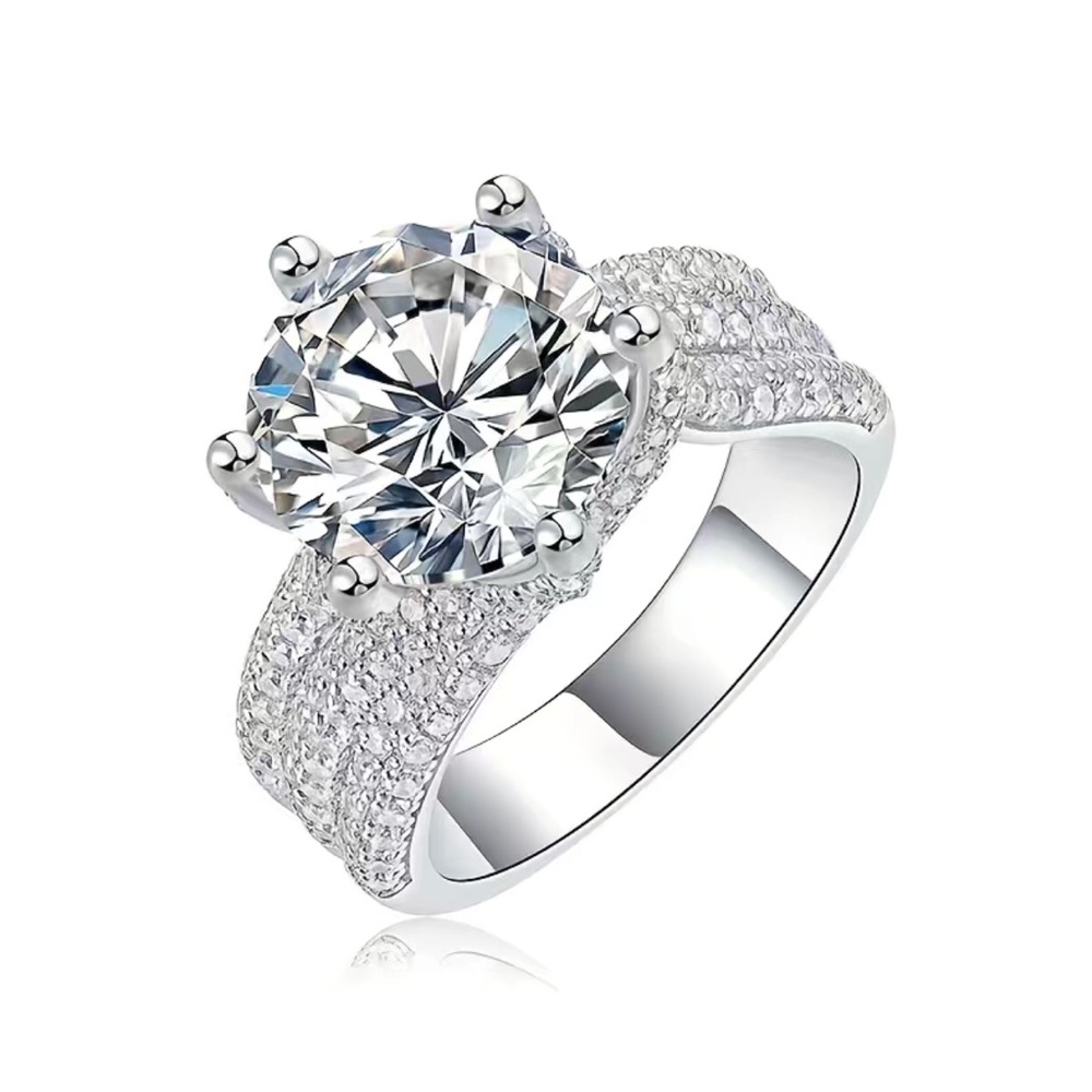 Certified 5ct. Moissanite diamond ring, Sterling silver, Gold plated, US size6